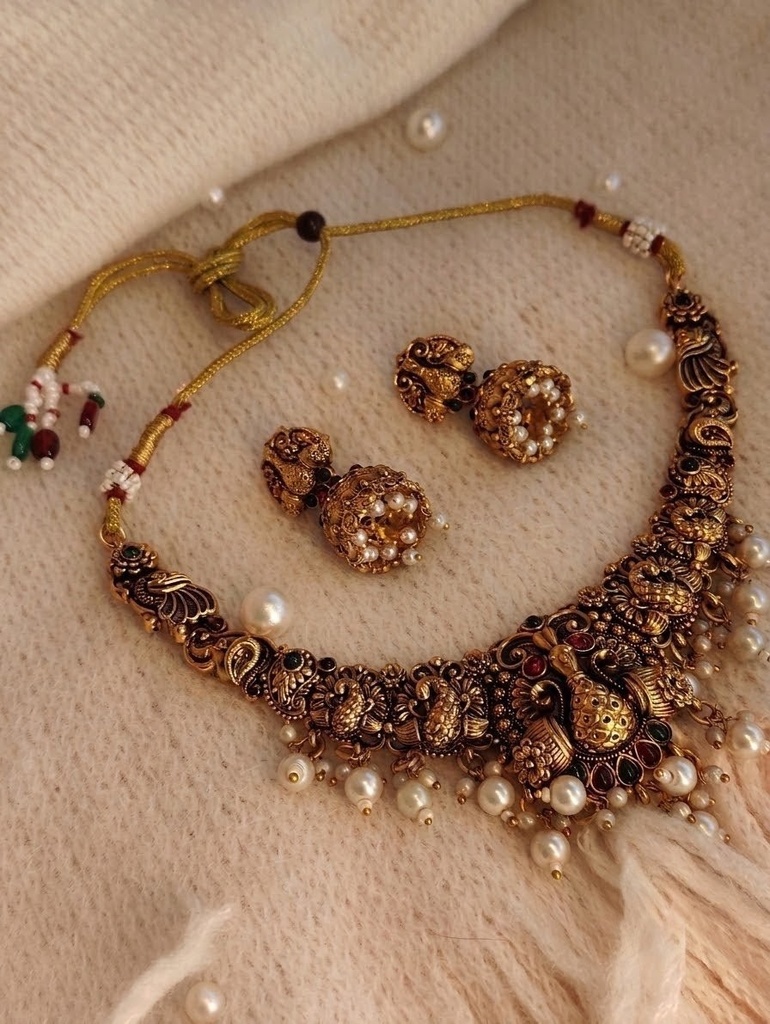 Necklace Antique metal design