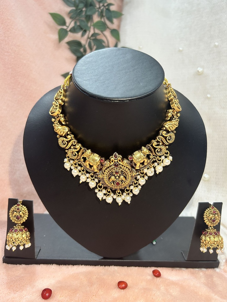 [AZ-N005] Antique Gold Elephant Necklace