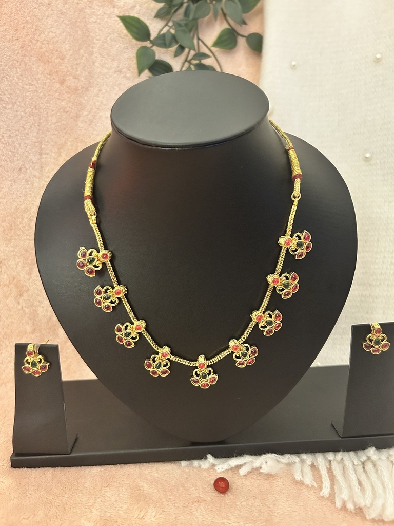 Golden Kundan Floral Necklace