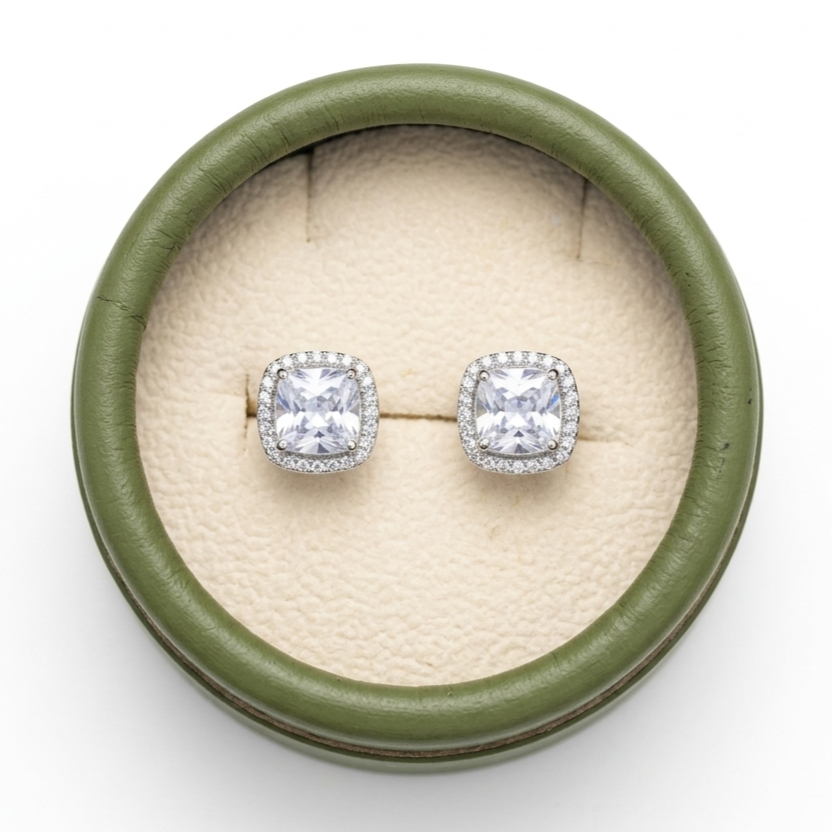 Exotic Square Solitaire Stud